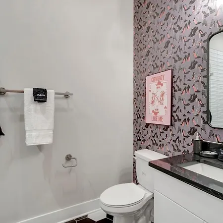 New Diva Retreat 13beds Rooftop Views Free Parking *