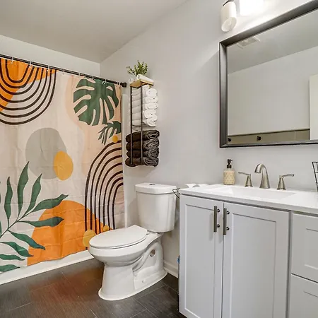 Charming Townhome - 8 Mi To Downtown Nashville!