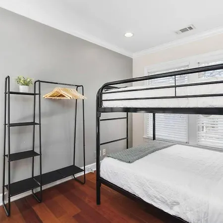 Platinum On Music Row Renovated And Near Downtown Apartment *