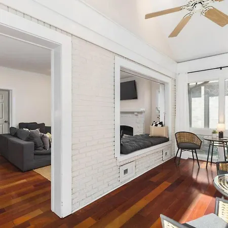 Platinum On Music Row Renovated And Near Downtown Apartment *