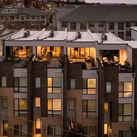 Triple Luxe - Sleeps 36 - Three Lavish Midtown Homes Holiday home Nashville