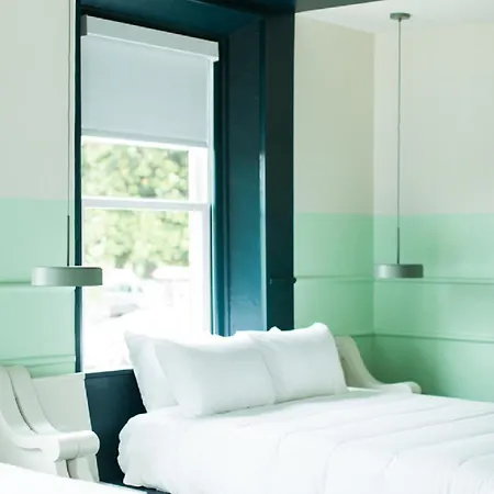 The Russell Hotel 3*