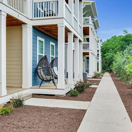 The Lakeside Landing Holiday home *