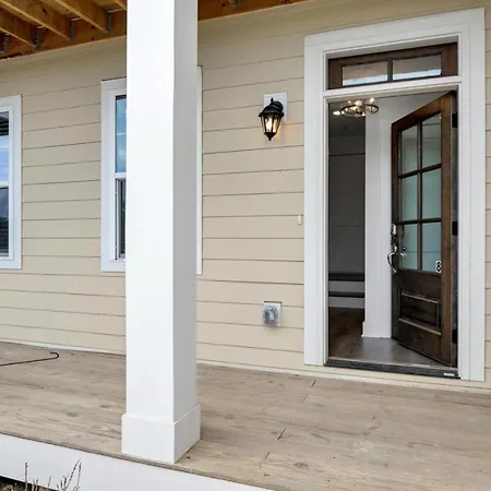Holiday home The Lakeside Landing Nashville
