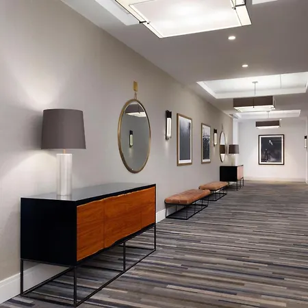 Hotel Airport Marriott