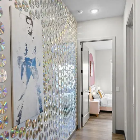 Alto 403 Apartment *