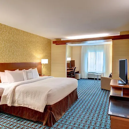 Fairfield & By Marriott Downtown-metrocenter
