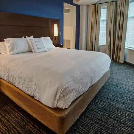 Hotel By Marriott Hills Nashville