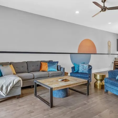 Holiday home Rhythm And View - Broadway Groups Secure Garage