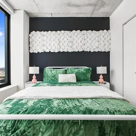 Wild & Chic Safari Downtown Apartment Nashville