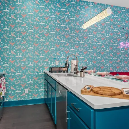 The Ultimate Girls Getaway The Flamingle House Nashville