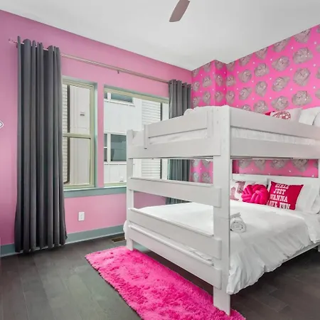 The Ultimate Girls Getaway The Flamingle House Nashville
