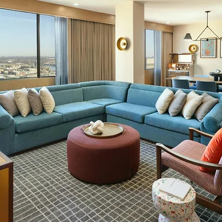 Hotel Sheraton Grand Downtown