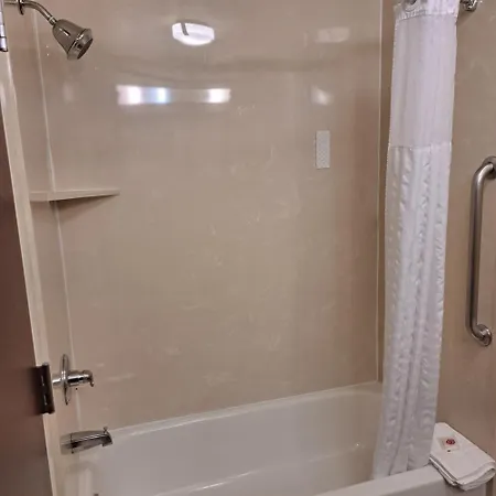 Hotel Comfort Near Percy Priest Nashville