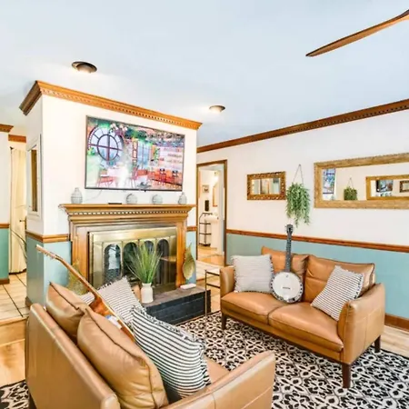 Charming Country Retreat - Birdwatcher Paradise Near Nashville