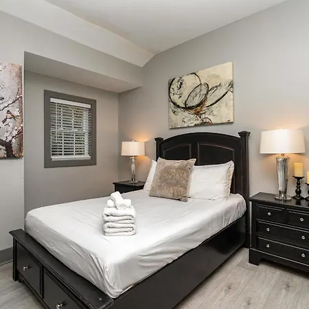 Mystic Pearls - 2 Units - Next To Broadway * Nashville