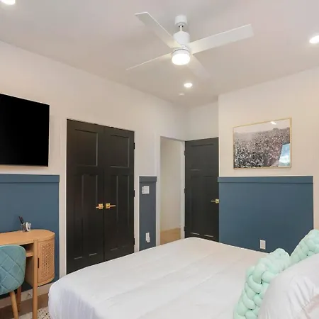 Holiday home Music Row Haven Private Hot Tub Near Broadway *