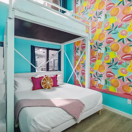 Tequila Sunrise- Walk To Broadway, Pool&gym Apartment Nashville