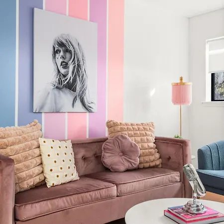 Apartment Swiftie Paradise, Music Row Unit 1 Nashville