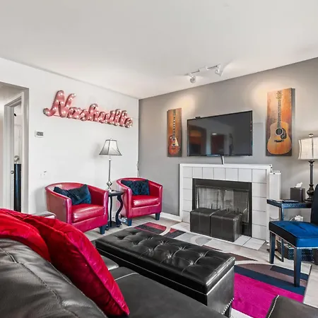 Heart Of Downtown/walk To Broadway & The Action/bars/music Venues/honky Tonks! Nashville
