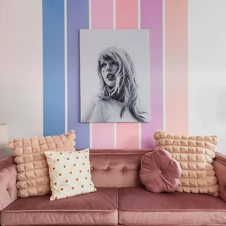 Swiftie Paradise, Music Row Unit 1 Apartment Nashville