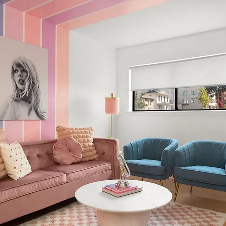 Swiftie Paradise, Music Row Unit 1 *