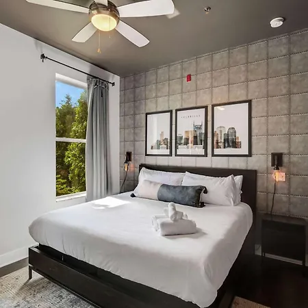 Chic West End Loft Right Next Door To Vanderbilt Nashville
