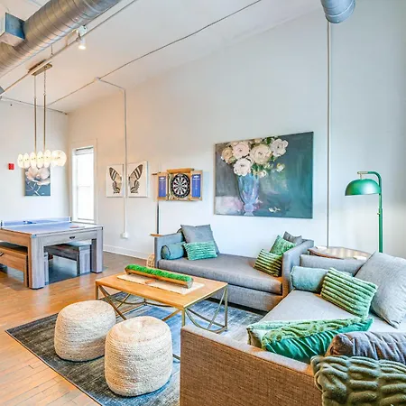 Holiday home Walk To Vanderbilt: Eclectic In