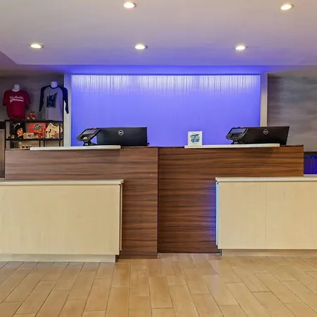 Fairfield & By Marriott Downtown-metrocenter 3* Nashville