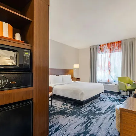 Fairfield & By Marriott Downtown-metrocenter Hotel