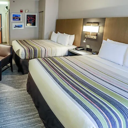 Country & By Radisson Airport Tn Hotel Nashville