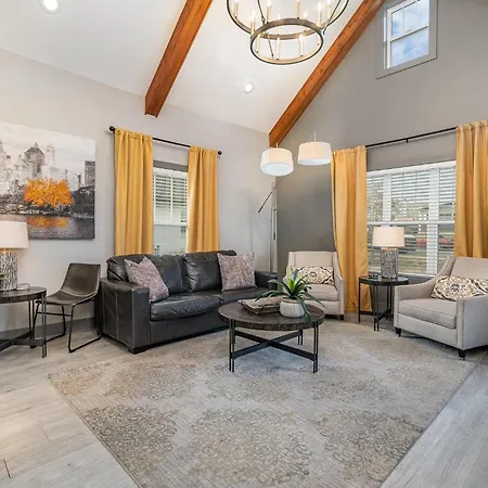 Holiday home Gray Pearl- Single-family -4 Mins To Broadway