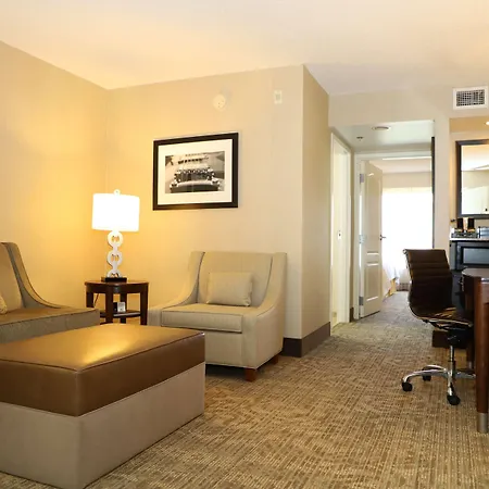 Embassy - At Vanderbilt Hotel 3*