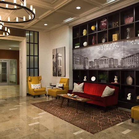 Marriott At Vanderbilt Hotel 4*
