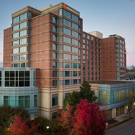Marriott At Vanderbilt 4*