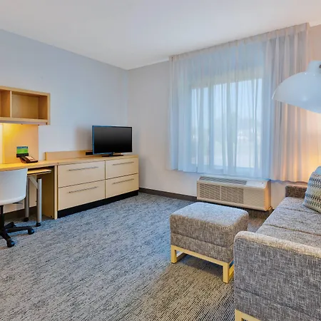 Towneplace By Marriott Airport Hotel 3*