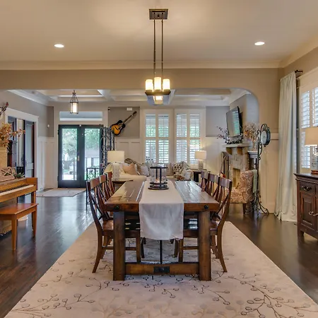 Caroline House Historic Bed & Breakfast 4*