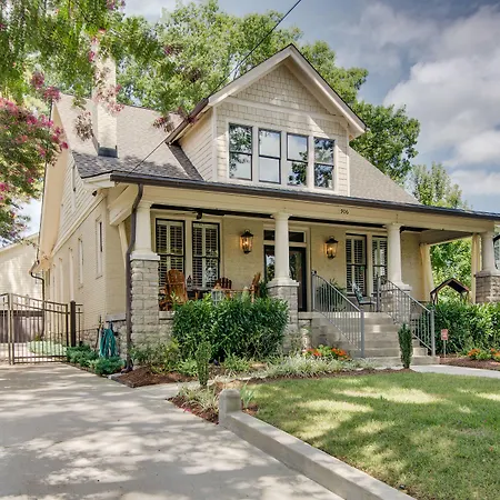 Caroline House Historic 4* Nashville