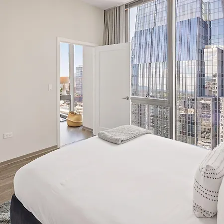 Placemakr Premier Sobro Hotel