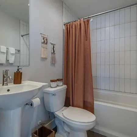 Holiday home The Wild Fern D Nashville