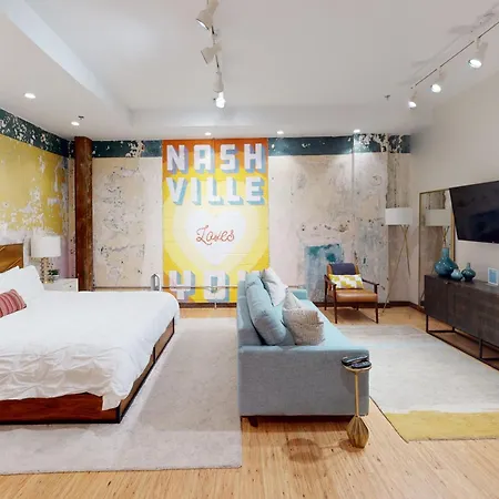 506 Lofts Apartment *