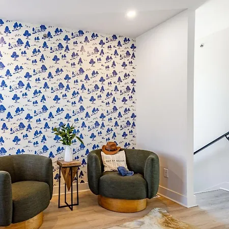 Holiday home Outrider Buyout - 2 Units By Avantstay Nashville