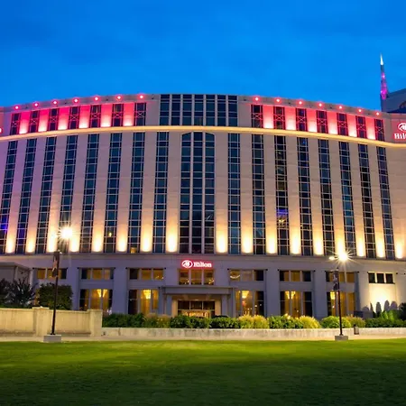 Hilton Downtown Hotel 4*