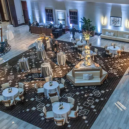 Hotel Hilton Downtown 4*
