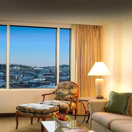 Hotel Hilton Downtown 4*