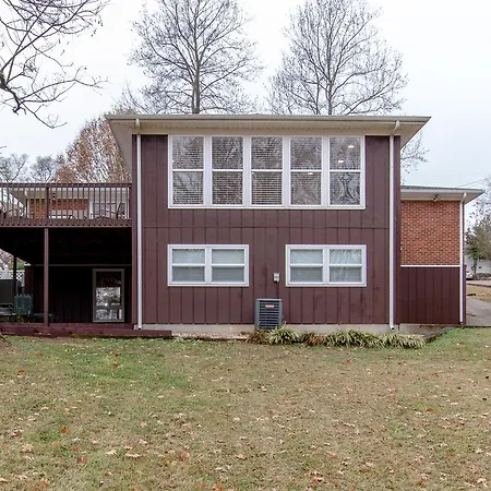 Western Hills Dr Holiday home *