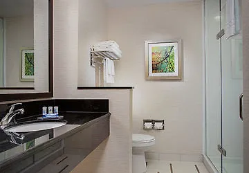 Fairfield & By Marriott Downtown-metrocenter Hotel 3*