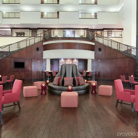 Hilton Downtown 4*