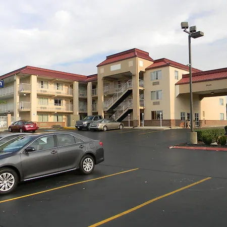 Hotel Days By Wyndham Airport East Nashville