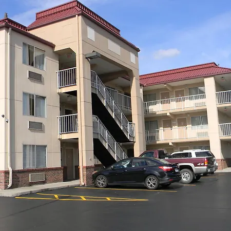 Hotel Days By Wyndham Airport East